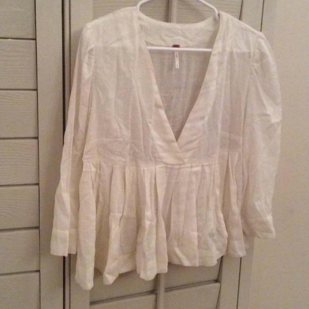 NWOT Free People Pleats On Me Ivory Cropped Top - Picture 3 of 4